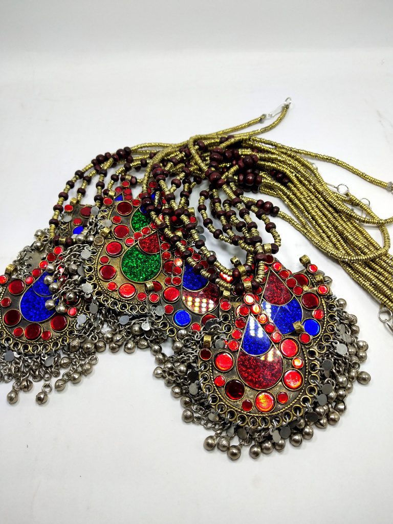 Vintage Boho Pendant & Metal Beads Necklace