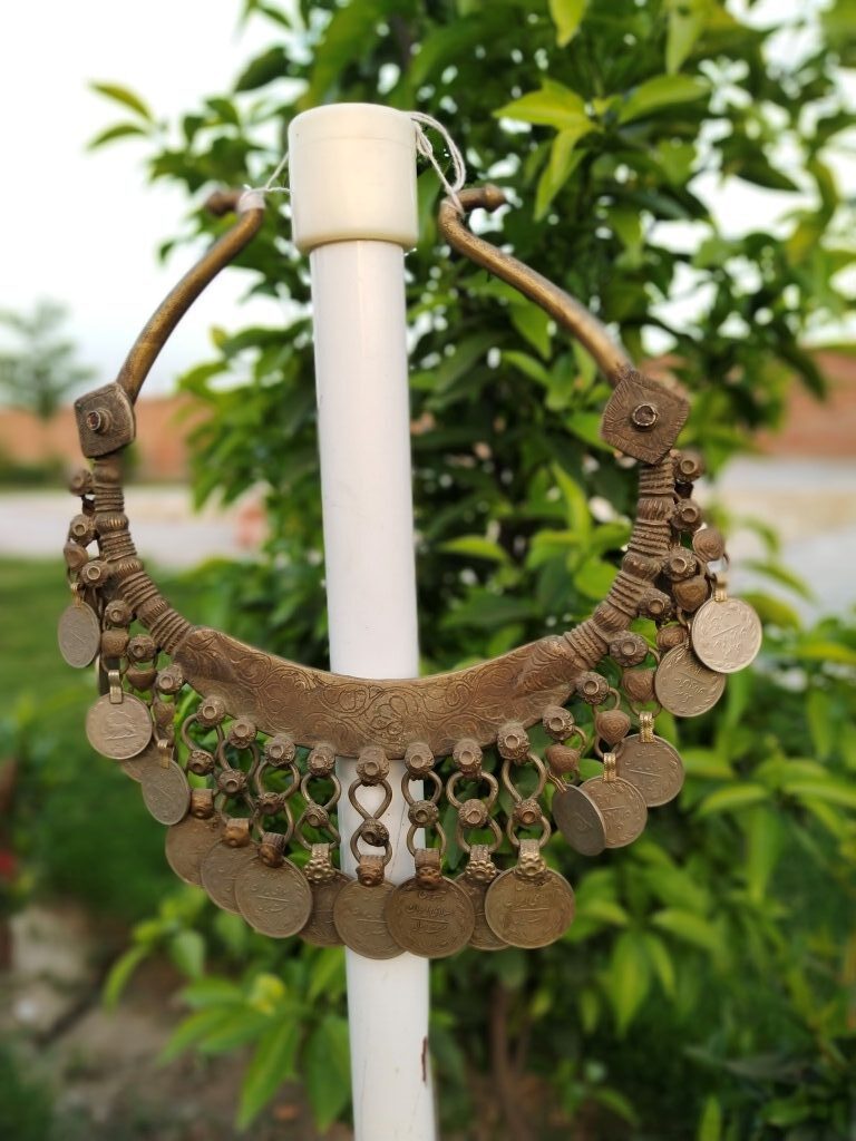 Wholesale Big Antique Vintage Choker