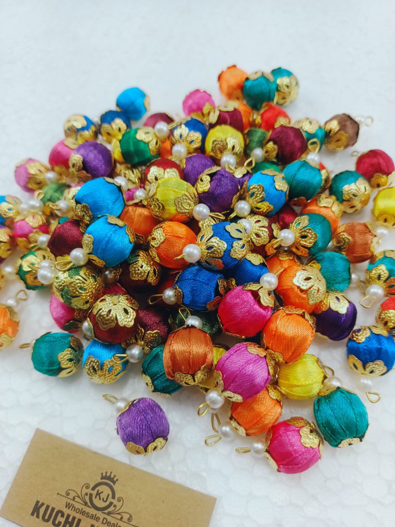 Handmade DIY Doll Crafted Pompom Ball 100 Pcs