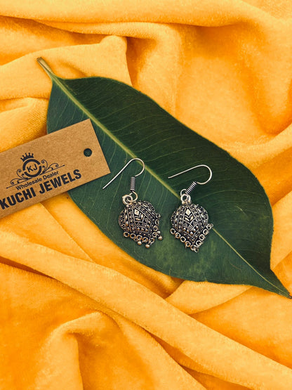 Leaf Style Light Weight Earrings