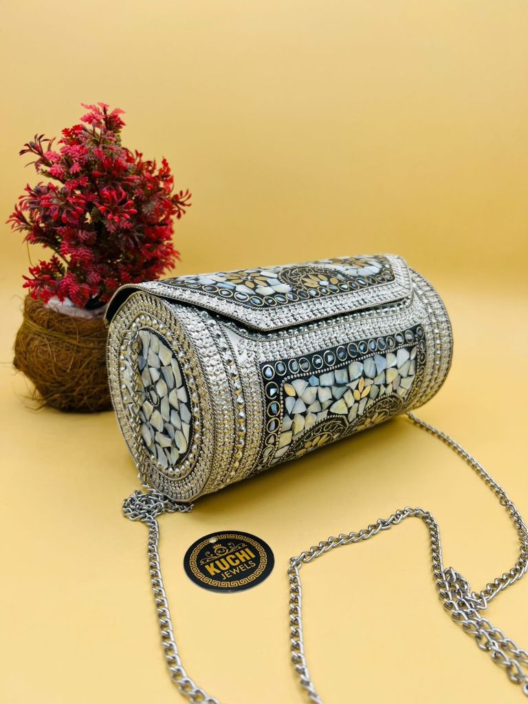 Round Capsule Silver Metal Mosaic Stone Bag