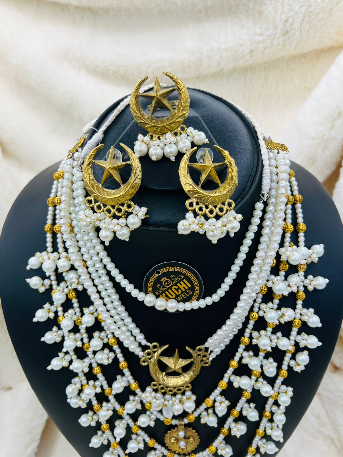 Three Pearl Mala Set With Gold Pearl Earring