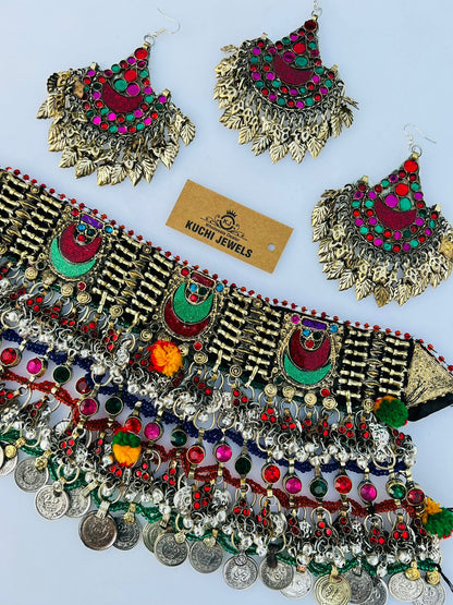 Afghani Choker Set With Golden Leaf Ear Rings And Tikka