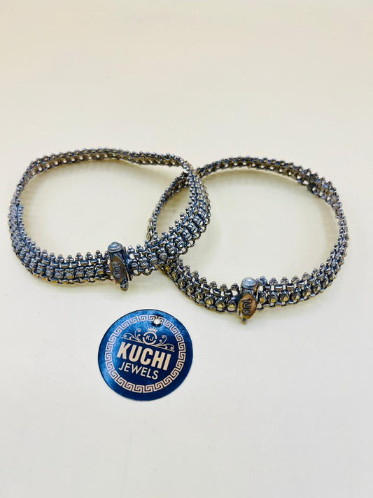 Antique Dull Gold Anklet Pair