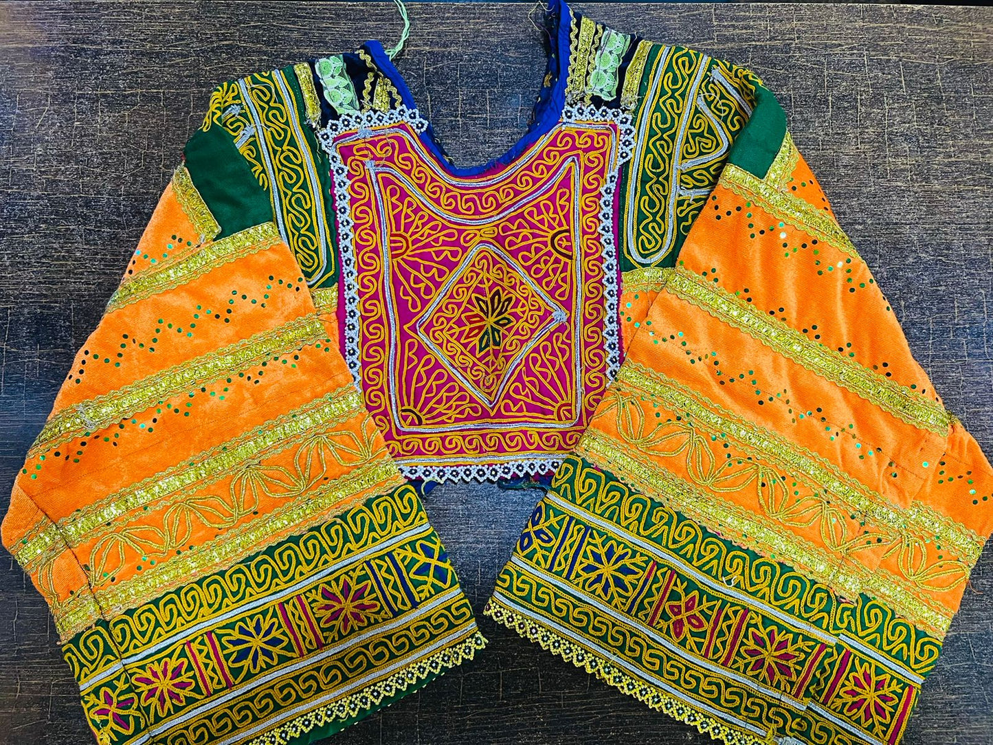 Afghan Vintage Neckline With Sleevez (Gala Bazoo)-11