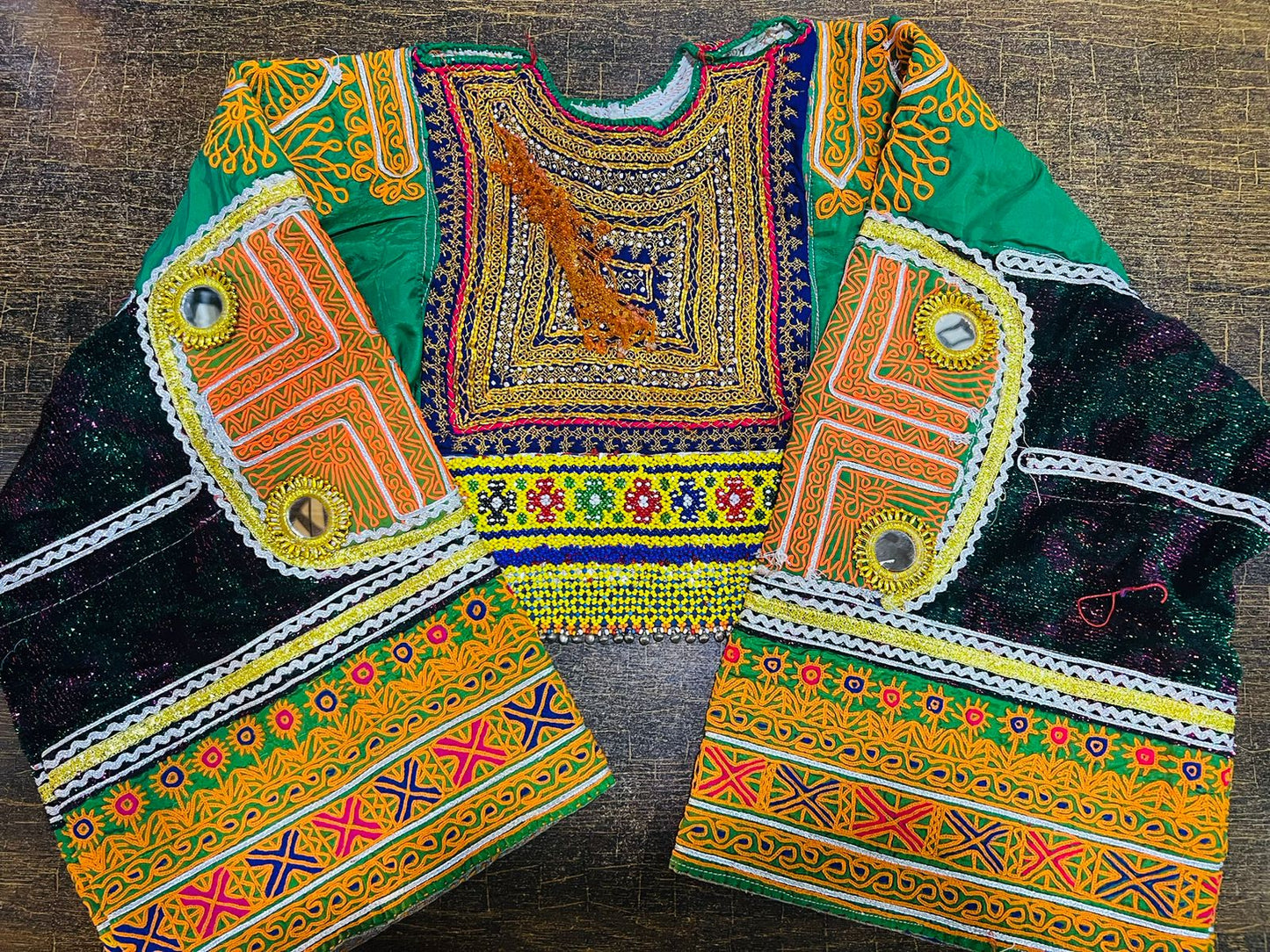 Afghan Vintage Neckline With Sleevez (Gala Bazoo)-11