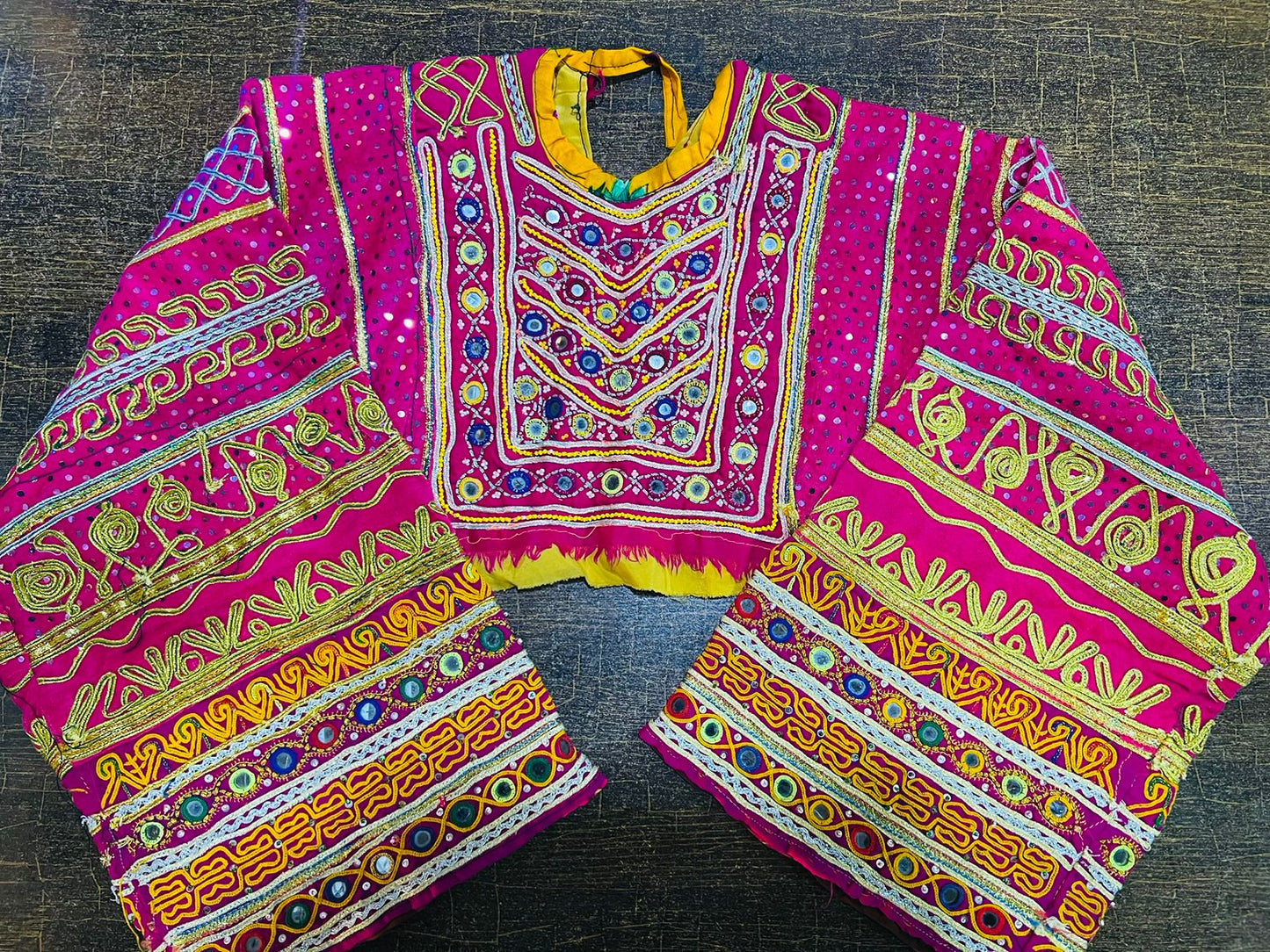 Afghan Vintage Neckline With Sleevez (Gala Bazoo)-11