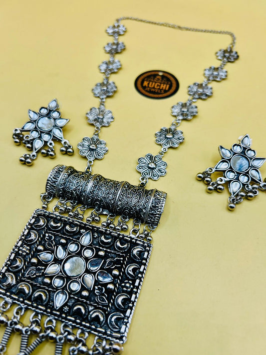 Oxidized Flower Chain Pendant Necklace Set