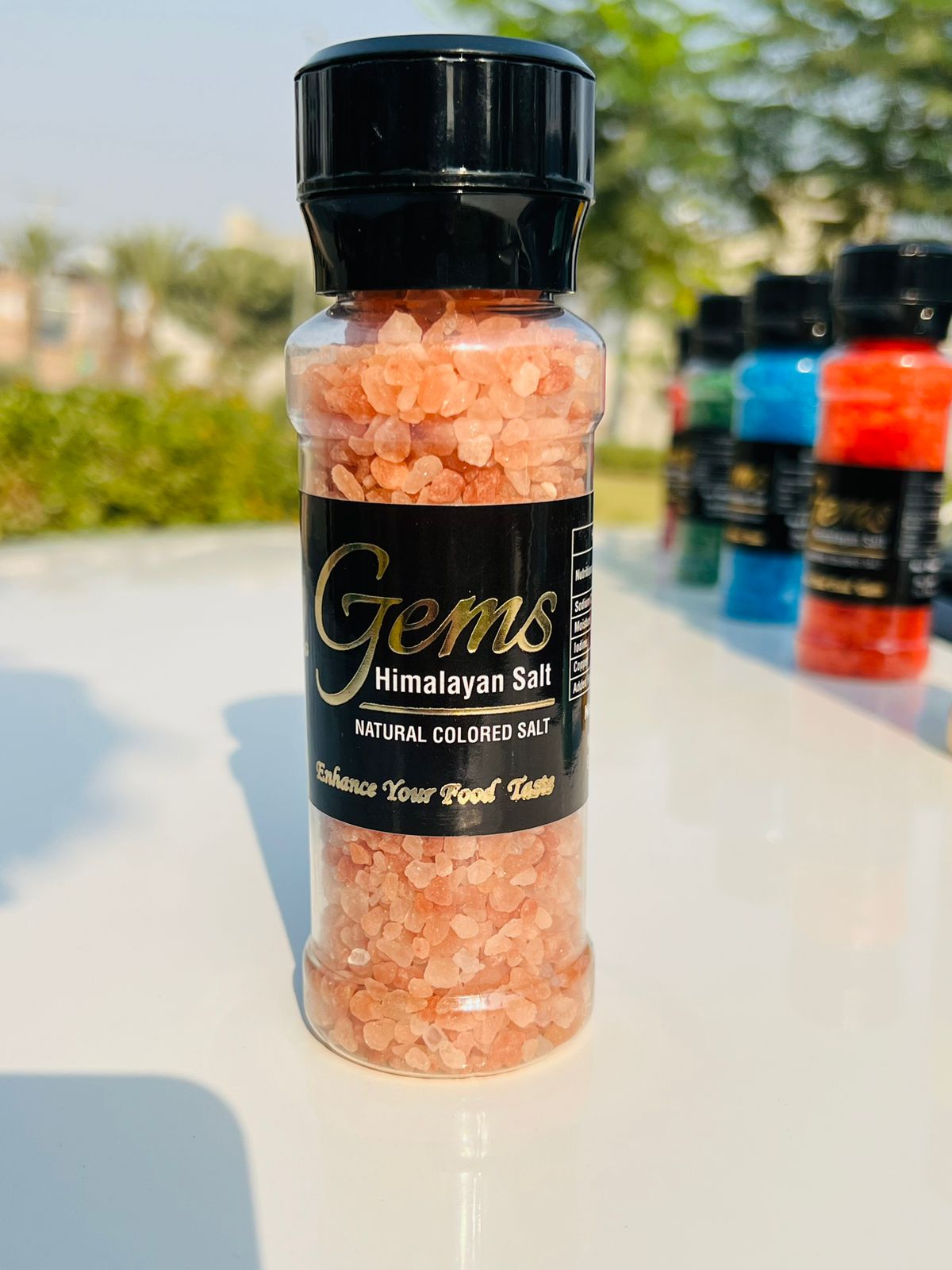 Gems Pink Natural Himalayan Salt With Grinder in Glass Jar