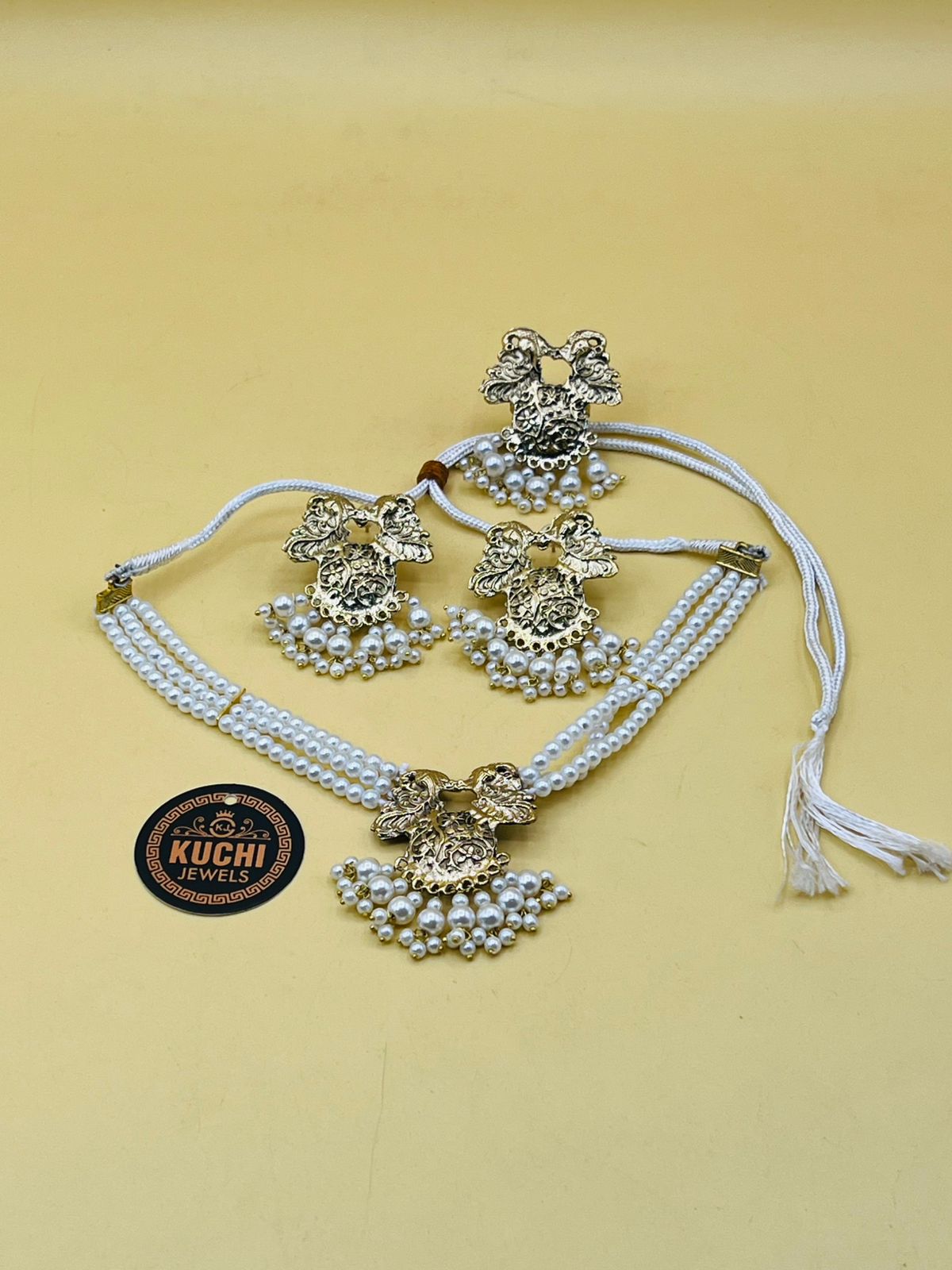 Stylish Necklace Set With White Beads And Golden Metal