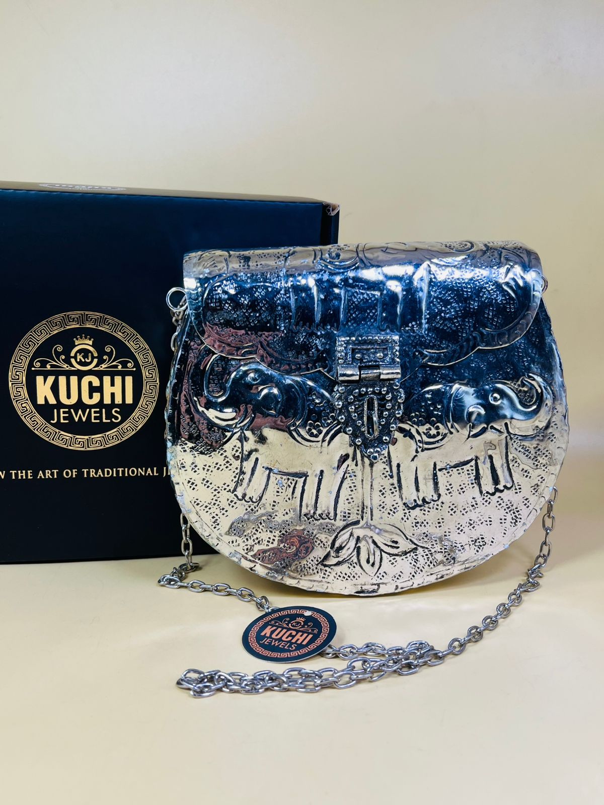 Silver Metal Elephant Carving Bag