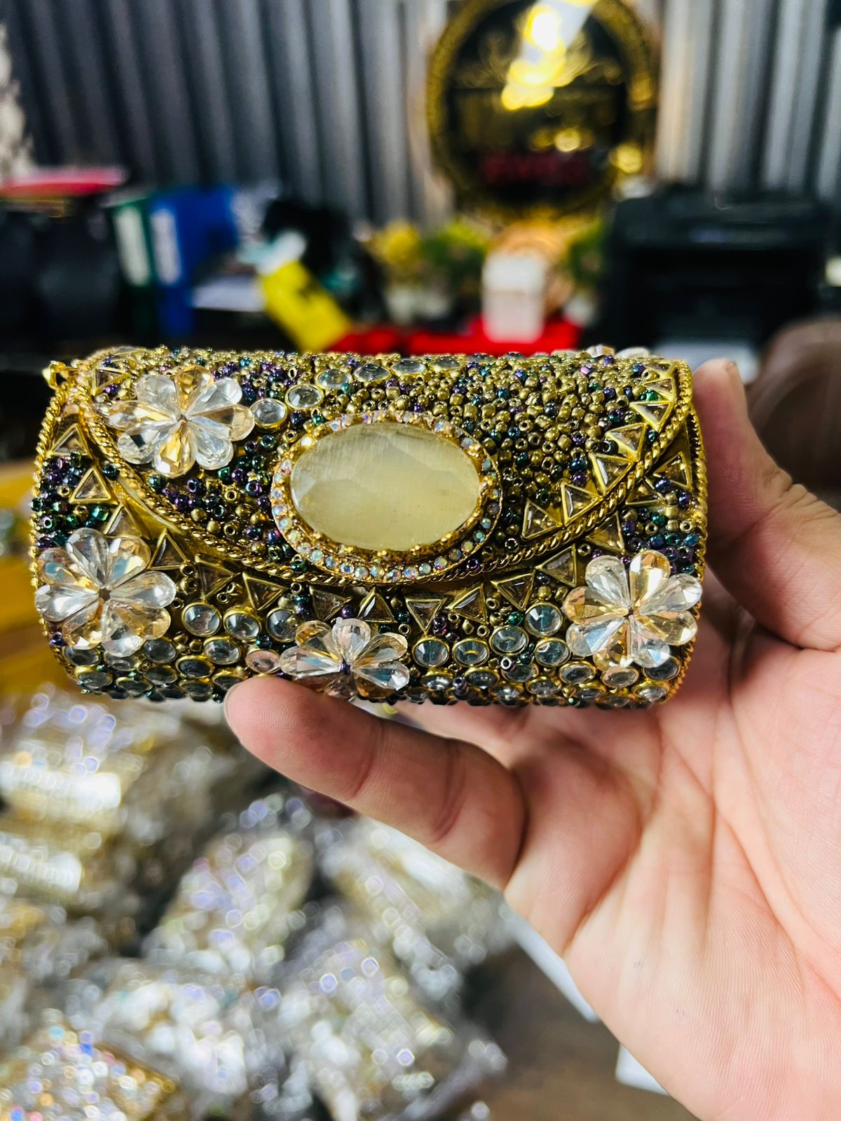 Medium Cylinder Shape Metal Kundan Bag-3