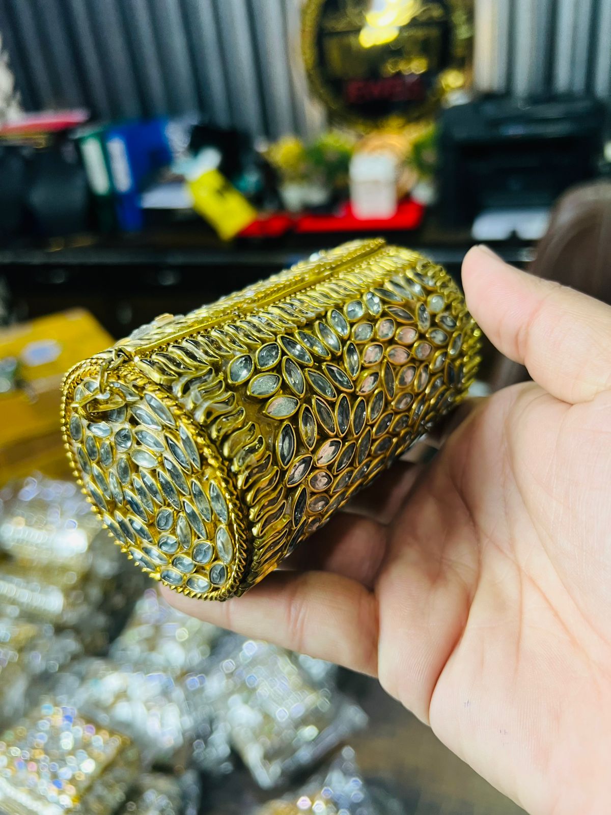 Medium Cylinder Shape Metal Kundan Bag-4