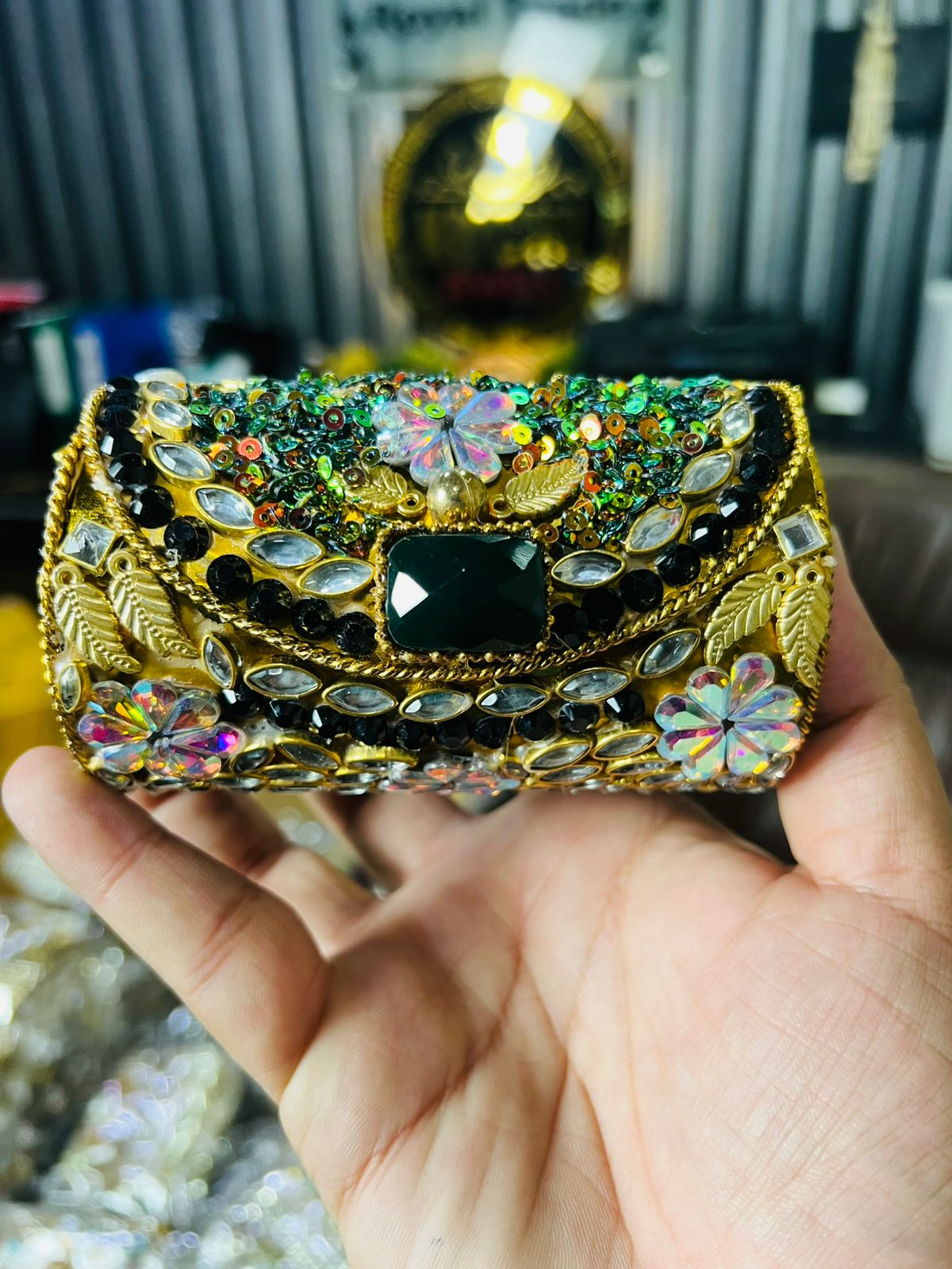 Medium Cylinder Shape Metal Kundan Bag-14