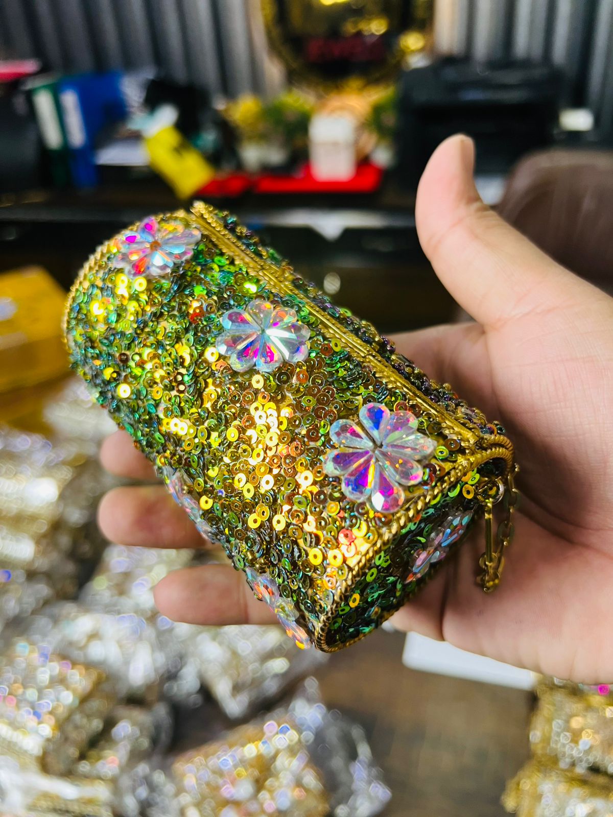 Medium Cylinder Shape Metal Kundan Bag-17