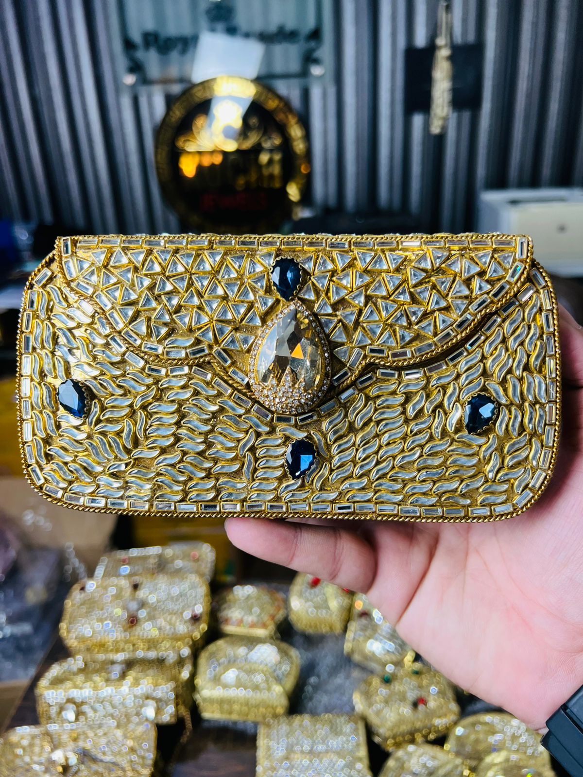 Hand Carry Kundan Work Clutch For Wedding 7-Hani