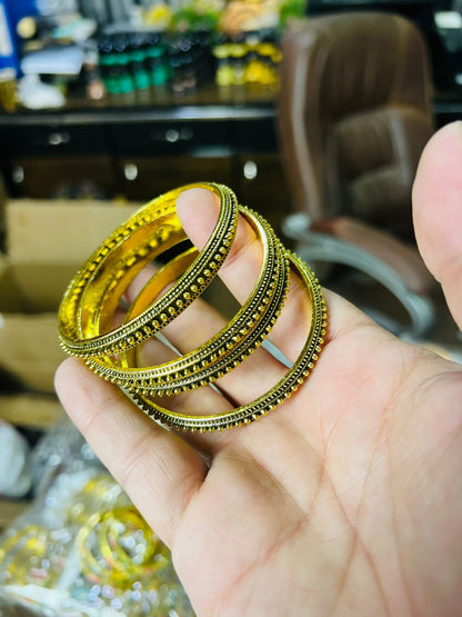 4 Piece Single Color Stylish Kara (Bracelet) Set {Size 2.5 (Dhai)}