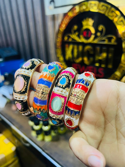 Multi Color Half Openable Bracelet (Size Sawa do, 2.25)