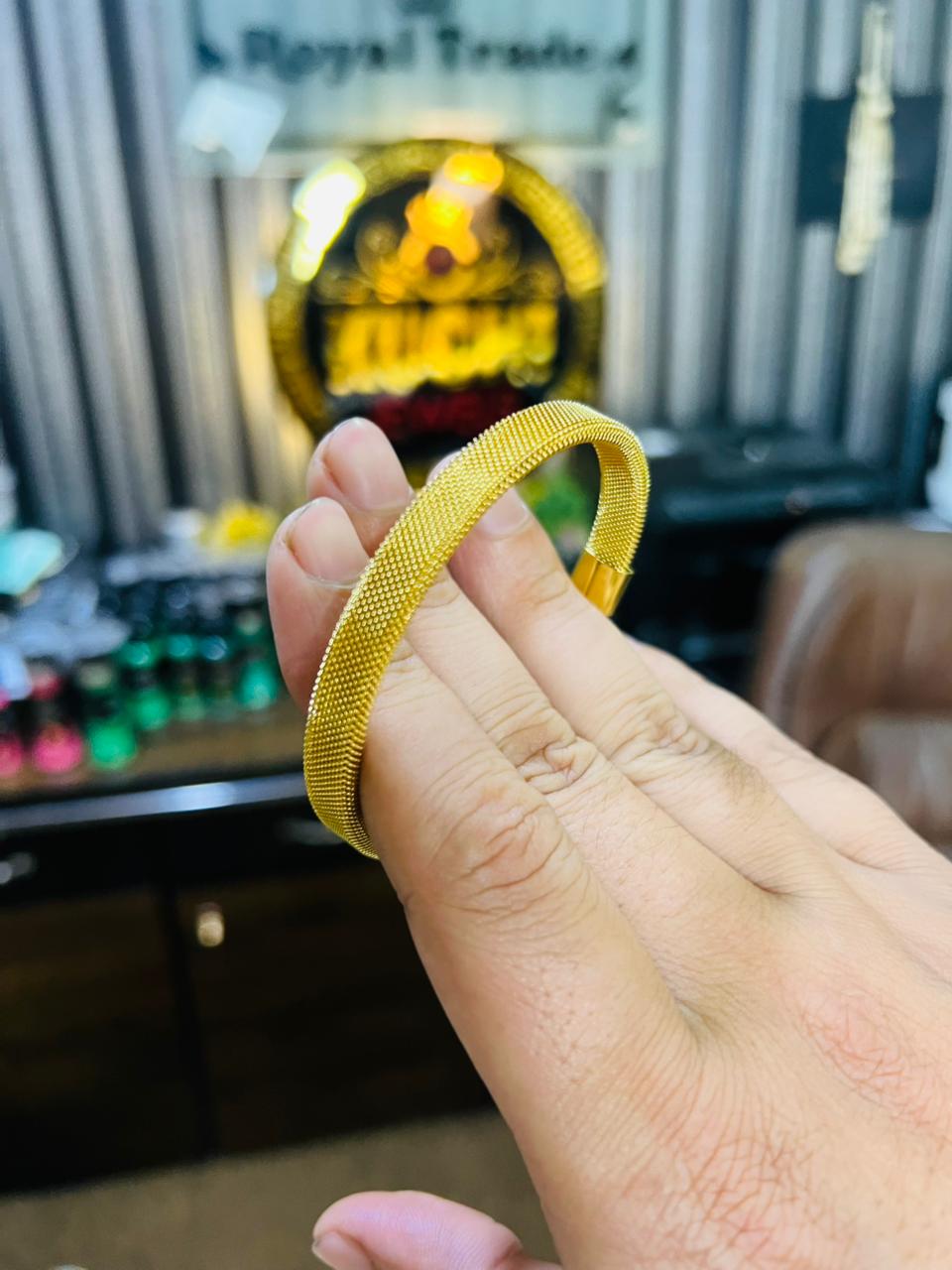 Sleek Style Adjustable Golden Bracelet