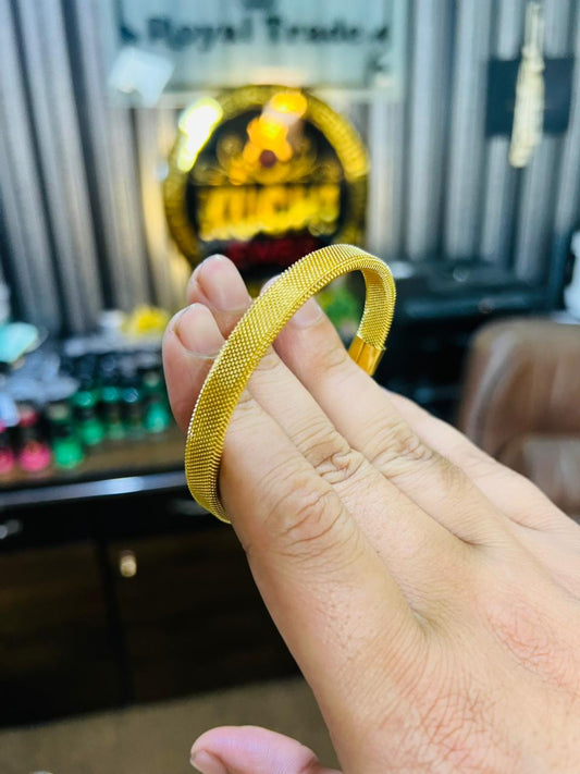 Sleek Style Adjustable Golden Bracelet