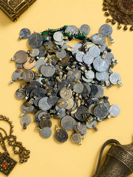 Old Vintage Unassorted/ Unsettled Coins (Pack of 25 Pcs)