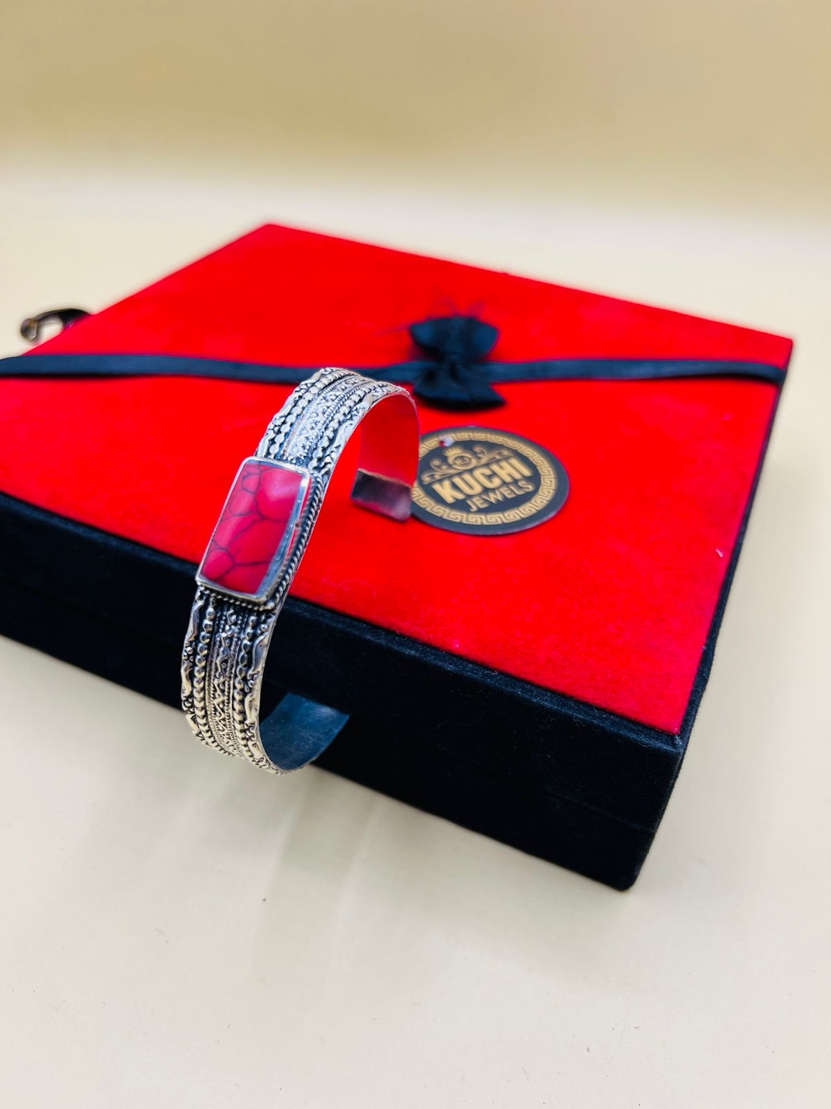 Single Stone Vintage Style Bracelet