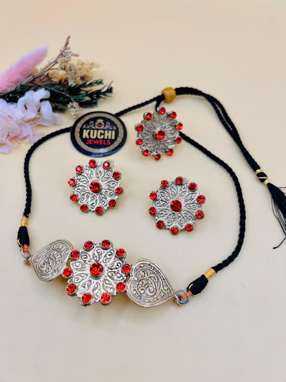 Charming Red Stone Round Flower Choker Set