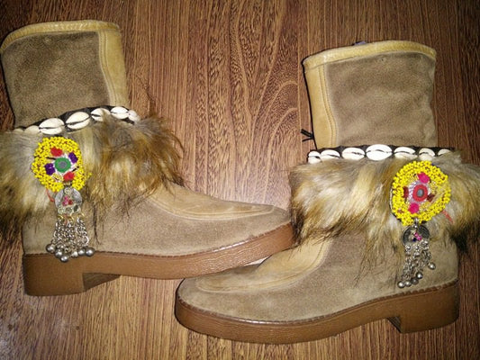 Animal Hair Boot Cover With Shell & Tikka